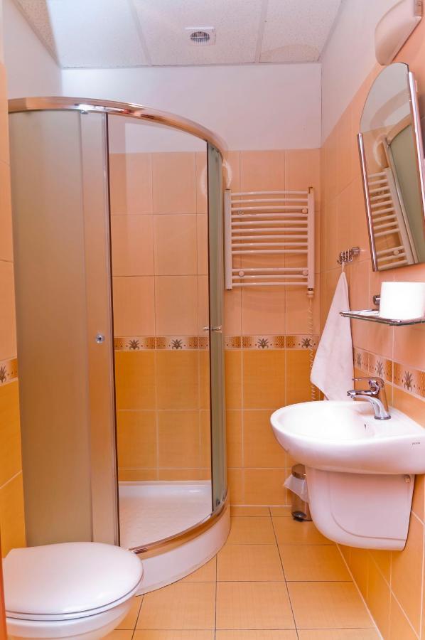 Hotel Palacyk Lakomin Lubiszyn Esterno foto