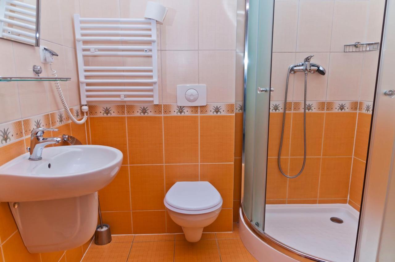 Hotel Palacyk Lakomin Lubiszyn Esterno foto