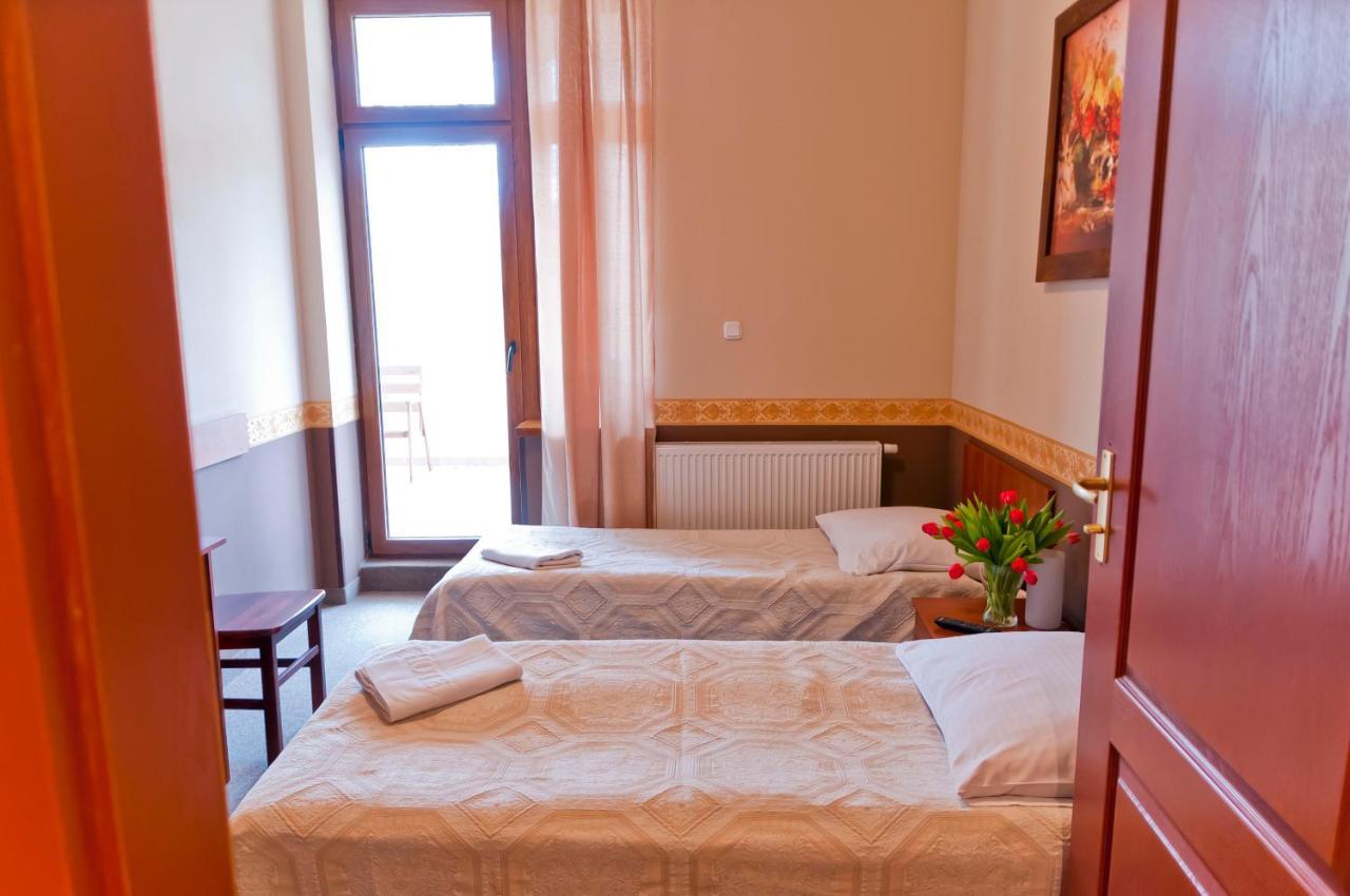 Hotel Palacyk Lakomin Lubiszyn Esterno foto